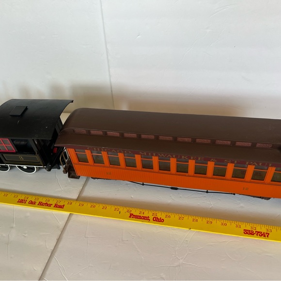 Train Toy Large Locomotive and Wagon for Display Only - Picture 3 of 16